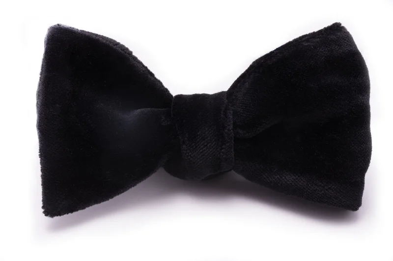 Black Single End Cotton Velvet Bow Tie