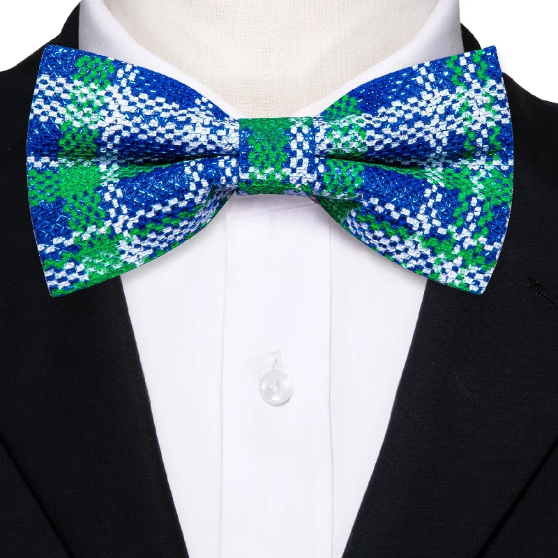 Christmas Blue Green Plaid Men's Pre-tied Bowtie