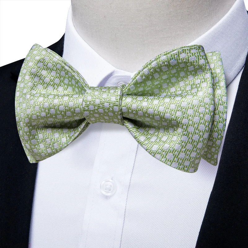 Light Green Polka Dot Self-tied Bow Tie Pocket Square Cufflinks Set