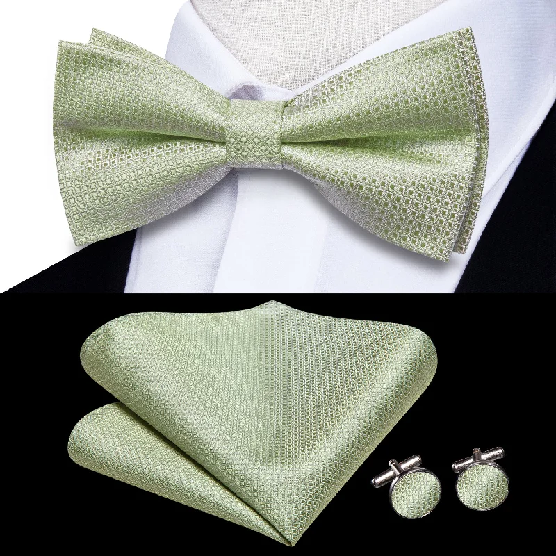 LightGreen Geometric Men's Pre-tied Bowtie Pocket Square Cufflinks Set