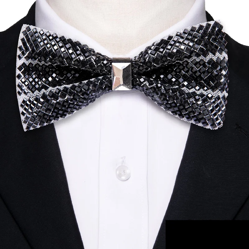 Shining Black Rhinestones Pre-tied Bowties Fashion For Wedding Party